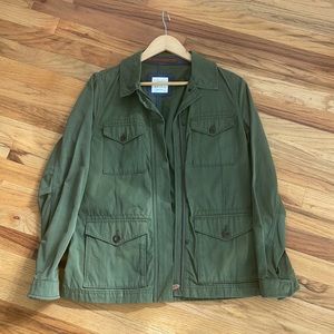 Vineyard vines utility jacket